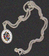 Collana in argento decorata con mosaico in vetro di Murano